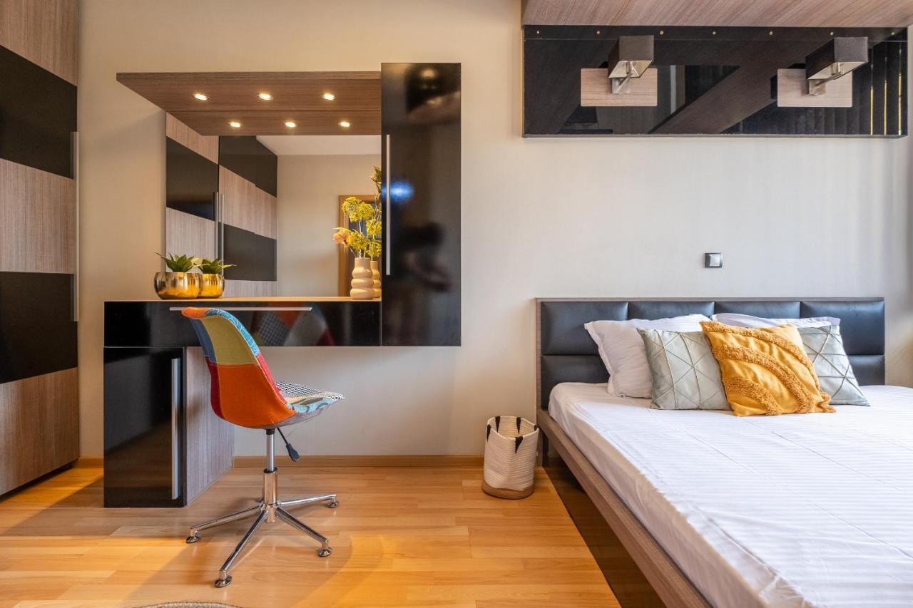 Deja Vu, Cozy & Quiet 1 Bdr Apt Fast Wi-Fi Szófia Kültér fotó