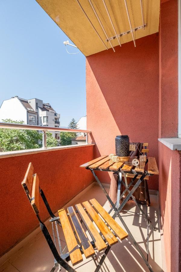 Deja Vu, Cozy & Quiet 1 Bdr Apt Fast Wi-Fi Szófia Kültér fotó
